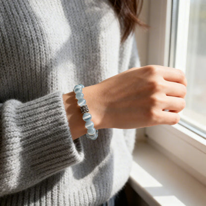 Moonlight Glow Cat’s Eye Quartz Bracelet – Silver Spacer & Sparkling Bead Elegance